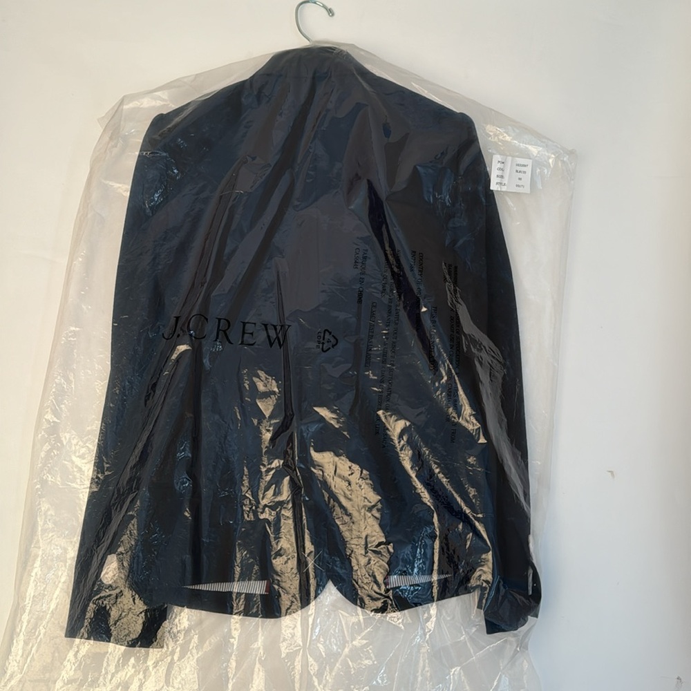 NWT / J Crew Schoolboy Blazer in Navy - 00 - Picture 5 of 6